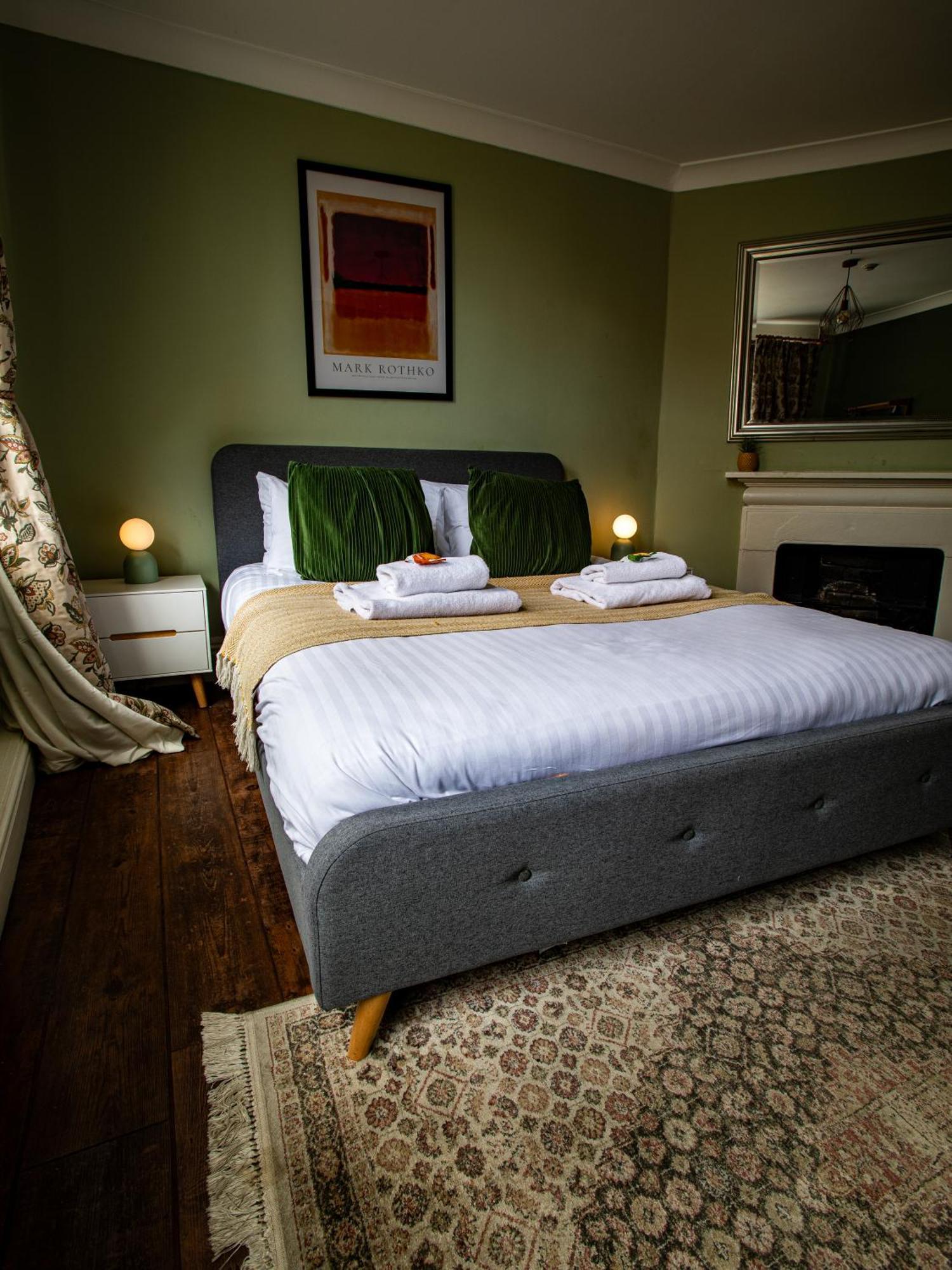 The Hotel 3*